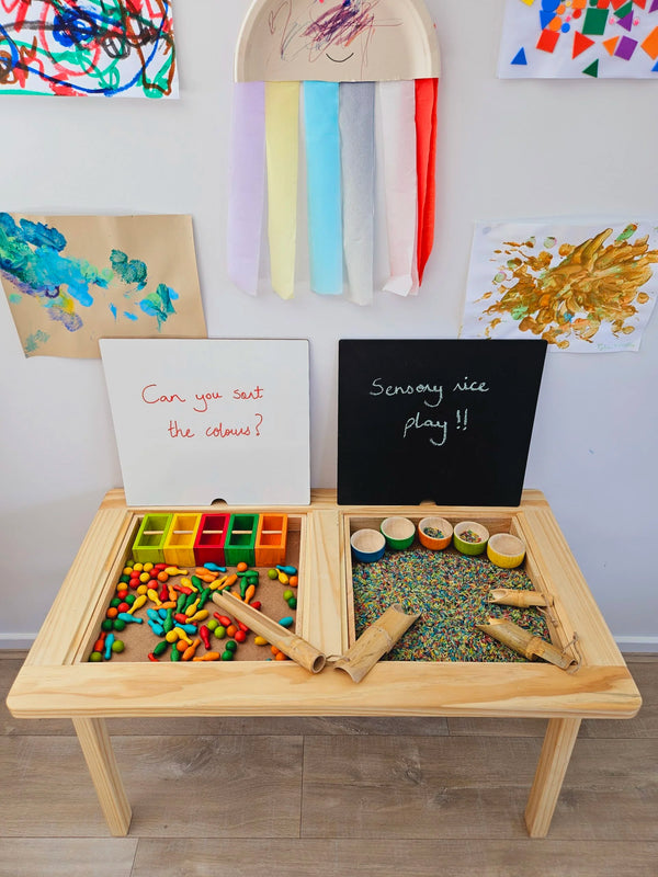 QToys Australia (USA) 4 in 1 Activity Table